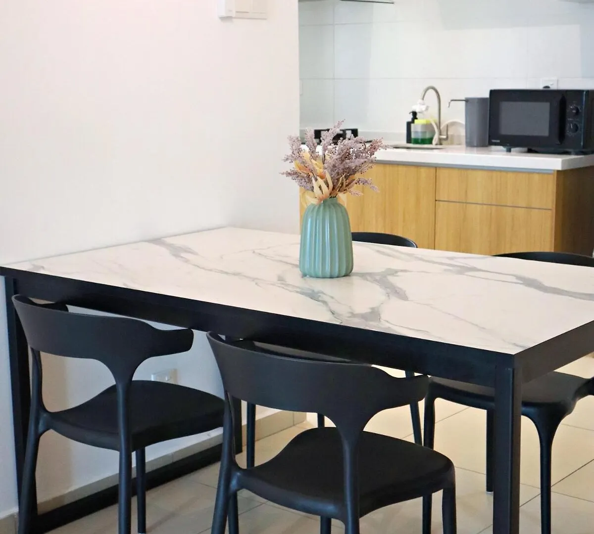 6Pax Modern-Contemporary, Reizz, Kuala Lumpur Apartment