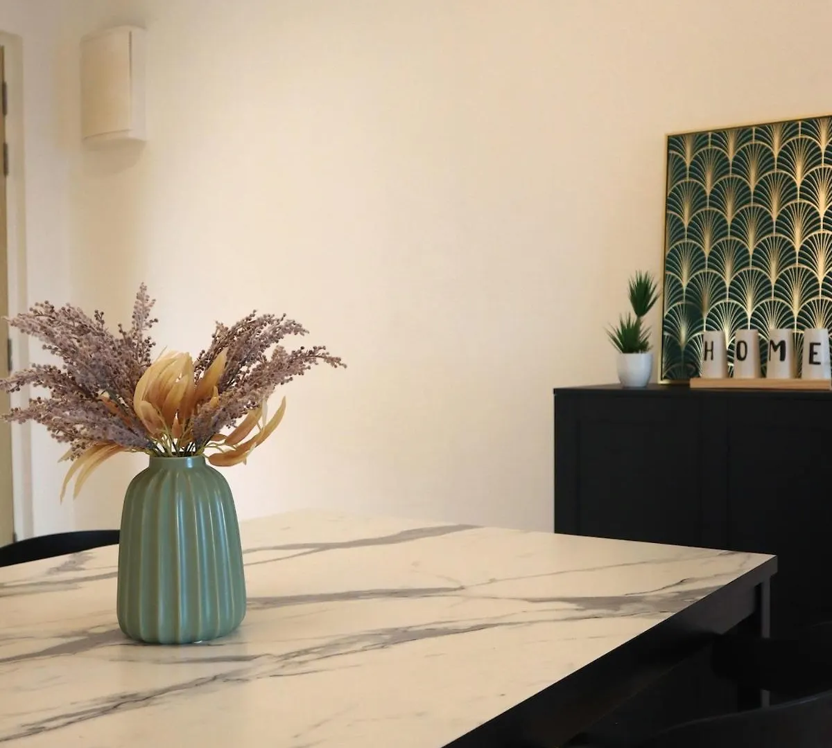 6Pax Modern-Contemporary, Reizz, Kuala Lumpur Apartment